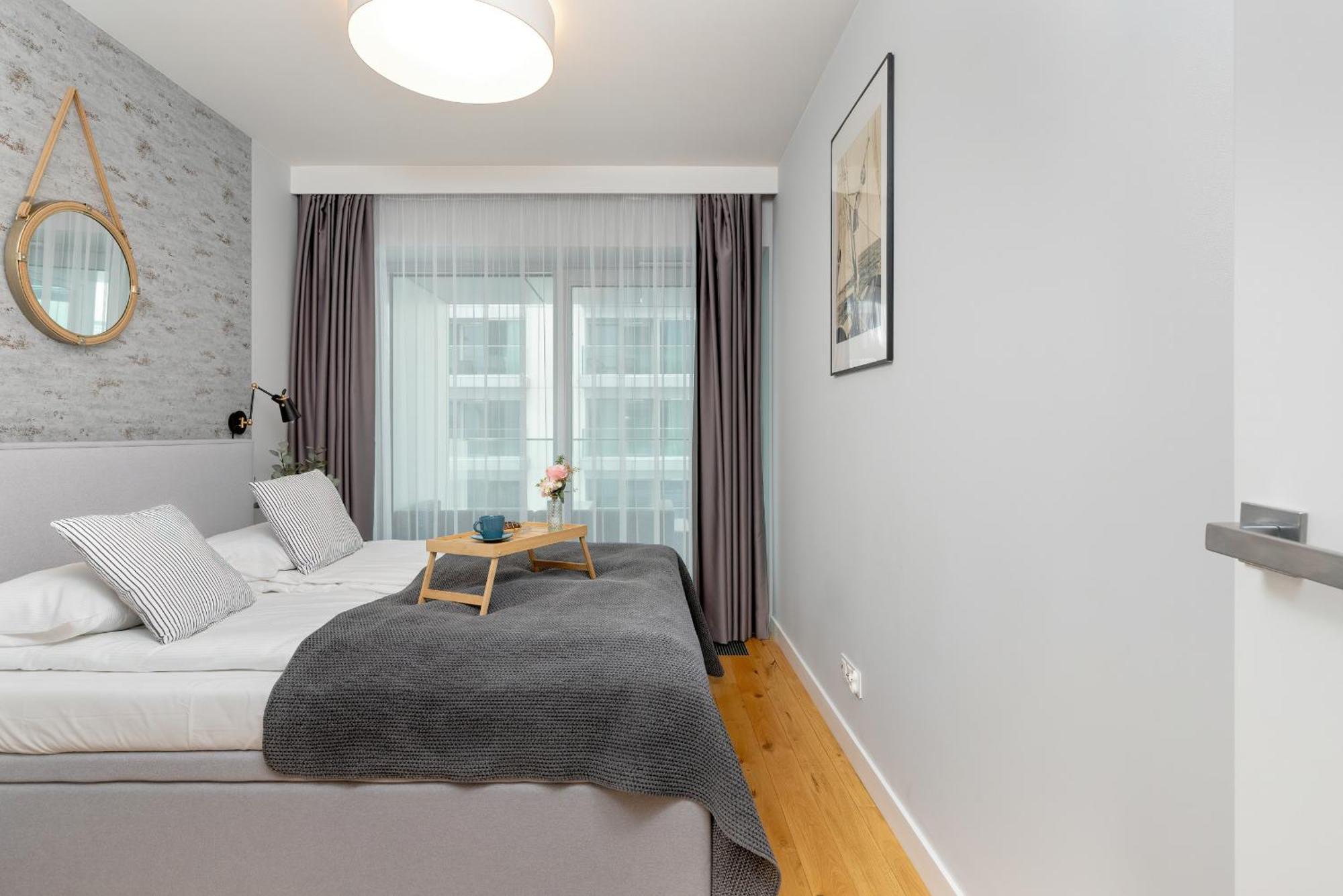 Apartment Port Marine With Sea View By Renters *